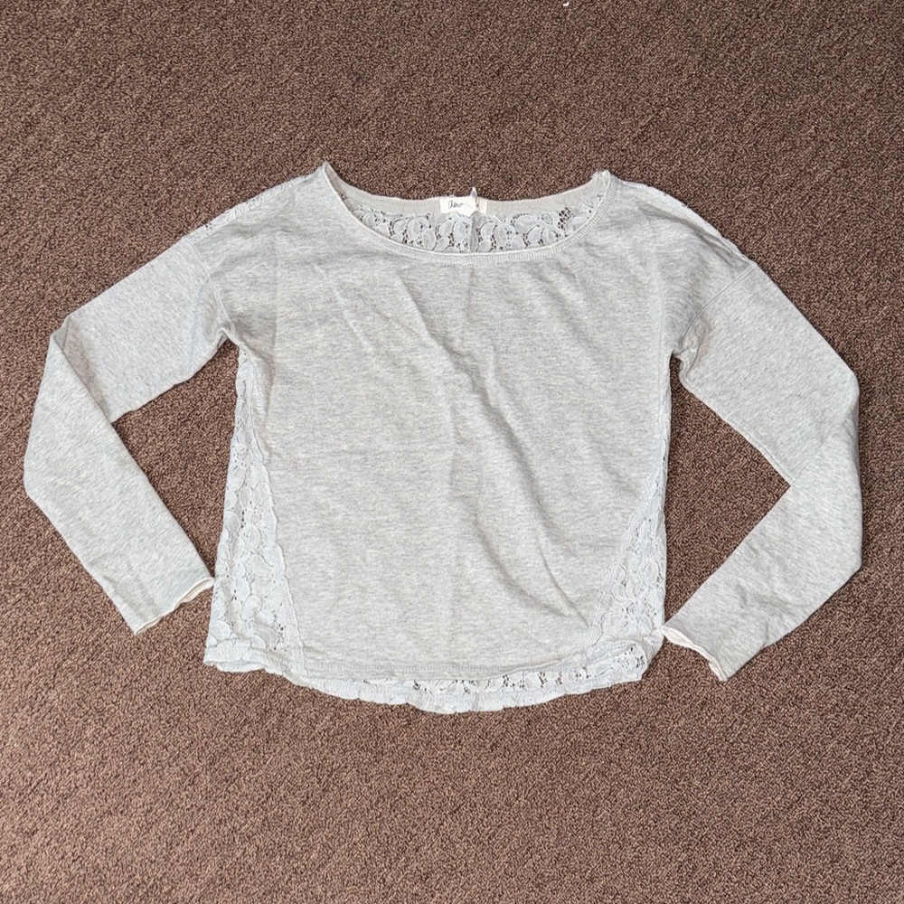 Aeropostale Gray Lace Back & Trim Long Sleeve Top